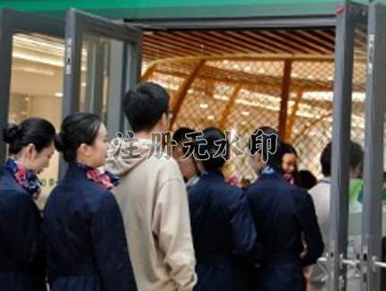 美食新起点｜东方航空南二号一片天餐厅开业